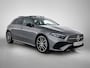 Mercedes-Benz A-klasse 180 Business Solution AMG | AMG Line Plus pakket | Nightpakket | Trekhaak | Burmester sound system | GUARD 360° Voertuigbescherming Plus | 360° camera | Head-up display | 19 inch AMG velgen | Panoramaschuifdak | Augmented Reality navigatie |