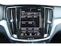 Volvo V60 B3 R-Design | El. Voorstoelen | Adapt. Cruise | Trekhaak | Verw. Voorstoelen & Achterbank | Camera |