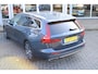 Volvo V60 B3 R-Design | El. Voorstoelen | Adapt. Cruise | Trekhaak | Verw. Voorstoelen & Achterbank | Camera |