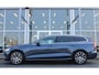 Volvo V60 B3 R-Design | El. Voorstoelen | Adapt. Cruise | Trekhaak | Verw. Voorstoelen & Achterbank | Camera |