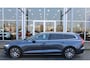 Volvo V60 B3 R-Design | El. Voorstoelen | Adapt. Cruise | Trekhaak | Verw. Voorstoelen & Achterbank | Camera |