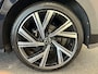 Volkswagen Golf 1.5 eTSI R-Line Business Panoramadak Navigatie Apple Carplay/Android Auto Camera Parkeersensoren Adaptive Cruise Control Head-up display Stoel- en stuurverwarming Lichtmetalen velgen Climate Control