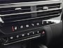 Citroën C5 Aircross SUV Plus Hybrid 145pk Automaat | Navigatie | Achteruitrijcamera | Climate Control | Cruise Control | Parkeersensoren v+a | Keyless | Half lederen comfortstoelen | Stoelverwarming | Led koplampen | Armsteun | Apple Carplay / Android Auto | Adaptief demping systeem | DAB+ radio | Donker getint glas | 18" lichtmetalen velgen |