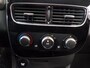 Renault Clio Estate 0.9 TCe Limited, Navigatie, Airco, Elek ramen/spiegels, Cruise controle, Lm velgen 15'', Pdc achter, Trekhaak, Dealer onderhouden, Nette staat!! 3 maanden garantie op motor en versnellingbak.