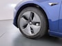 Tesla Model 3 SR+ 325PK Trekhaak AutoPilot Leer PanoramaDak Adaptive Cruise Lmv 18" Camera's Elektr.-Stuur+Stoelen+Spiegels+Geheugen+Easy-Entry+Verwarmde stoelen Park assistent Pdc WIFI Ecc Lane-Assist Speed-Assist Soh 83% Ecc Navi Led DAB Voorverwarmen interieur via App Keyless One-Pedal-Drive 1.000KG Trekgewicht 1e Eigenaar Origineel Nederlandse Auto Fabrieksgarantie op Accu en Motor tot 160.000km/04-12-2027