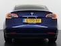 Tesla Model 3 SR+ 325PK Trekhaak AutoPilot Leer PanoramaDak Adaptive Cruise Lmv 18" Camera's Elektr.-Stuur+Stoelen+Spiegels+Geheugen+Easy-Entry+Verwarmde stoelen Park assistent Pdc WIFI Ecc Lane-Assist Speed-Assist Soh 83% Ecc Navi Led DAB Voorverwarmen interieur via App Keyless One-Pedal-Drive 1.000KG Trekgewicht 1e Eigenaar Origineel Nederlandse Auto Fabrieksgarantie op Accu en Motor tot 160.000km/04-12-2027