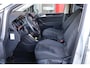 Volkswagen Touran 1.8 TSI Highline 132KW/180PK DSG, nieuw door ons geleverd en onderhouden, Automatische airco, lichtmetalen velgen, parkeersensoren voor en achter, adaptive cruisecontrol, Bearlock antidiefstal slot, alarm.