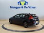 Volvo V40 2.0 D2 Nordic+ Airco | Trekhaak | Stoel Verwarming | Cruise Control | Navi | Parkeer Sensoren | Isofix | NAP