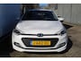 Hyundai i20 1.2 HP i-Motion Airco l Cruise control l Bluetooth l parkeer sensoren