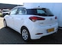 Hyundai i20 1.2 HP i-Motion Airco l Cruise control l Bluetooth l parkeer sensoren