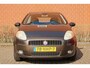 Fiat Punto Grande 1.4 77pk Edizione Lusso | NL-auto | Climate control | Cruise control | Elek. ramen | Lichtmetalen velgen | Bumpers in kleur | Radio/CD | Mistlampen |
