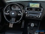 BMW 2-Serie Cabrio 220i M Sport | Leder | PDC | Xenon | Parelmoer wit | NAP
