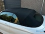 BMW 2-Serie Cabrio 220i M Sport | Leder | PDC | Xenon | Parelmoer wit | NAP