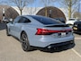 Audi e-Tron GT RS 93 kWh 598PK! | SOH 89% | KEMORAGRIJS| STOELVERWARMING| ACHTERBANK VERWARMD| BANG & OLUFSEN| MATRIX LASER | DODE HOEK| PANORAMADAK| 360 CAMERA| HEAD-UP DISPLAY | NACHTZICHT ASSISTENT