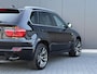 BMW X5 xDrive35I M-Pakket 7-Persoons - Leder - Navi - Panoramadak - Elektrische Verstelbare Stoelen