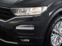 Volkswagen T-Roc 1.0 TSI Style | Parkeersensoren voor en achter | Cruise controle adaptief | Apple Carplay en Android auto |