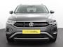 Volkswagen T-Roc 1.5 TSI 150pk DSG Life | Navigatie | Apple Carplay/Android Auto | Adaptive Cruise Control | Trekhaak | Parkeersensoren | Stoelverwarming | Ledverlichting | Getinte ramen | Climate Control |