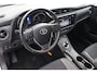 Toyota Auris 1.8 Hybrid Aspiration Apple Carplay Cruise Control 4 Seizoenen Banden