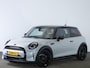 MINI Cooper Mini 1.5 136 PK Camden Go Edition | LED | Black Line | Leder | Achteruitrijcamera | Stoelverwarming |