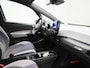 Volkswagen ID.3 First Plus 58 kWh Navigatie | Airco | Stuur/stoel verwarming | Cruise control | Camera | Parkeersensoren |