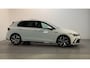 Volkswagen Golf 1.5 eTSI 150pk DSG R-Line Panoramadak Alcantara Sfeerverlichting DAB+