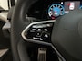 Volkswagen Golf 1.5 eTSI 150pk DSG R-Line Panoramadak Alcantara Sfeerverlichting DAB+