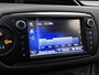 Toyota Yaris 1.5 Hybrid Dynamic Bi-Tone | Pano | Navigatie | Climate Control | LMV | Cruise |
