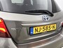 Toyota Yaris 1.5 Hybrid Dynamic Bi-Tone | Pano | Navigatie | Climate Control | LMV | Cruise |