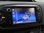 Toyota Yaris 1.5 Hybrid Dynamic Bi-Tone | Pano | Navigatie | Climate Control | LMV | Cruise |