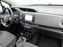 Toyota Yaris 1.5 Hybrid Dynamic Bi-Tone | Pano | Navigatie | Climate Control | LMV | Cruise |