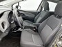 Toyota Yaris 1.5 Hybrid Dynamic Bi-Tone | Pano | Navigatie | Climate Control | LMV | Cruise |