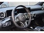 Mercedes-Benz A-klasse 200 Launch Edition | Automaat | trekhaak elektrisch uitklapbaar | stof/lederen bekleding |