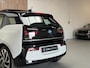 BMW i3 42KWH - 100% SOH - PANORAMADAK - STOELVERWARMING
