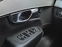 Volvo XC90 T8 R-Design Recharge AWD Ultimate Dark 7 Persoons /Luchtvering/Apple Carplay/360 camera/Panodak/Stoel-stuurverw./HUD/H&K audio/Adaptive Cruise/Full LED/Trekhaak/(MET GARANTIE*)