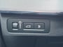 Volvo XC90 T8 R-Design Recharge AWD Ultimate Dark 7 Persoons /Luchtvering/Apple Carplay/360 camera/Panodak/Stoel-stuurverw./HUD/H&K audio/Adaptive Cruise/Full LED/Trekhaak/(MET GARANTIE*)