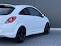 Opel Corsa 1.4-16V OPC-Line - Goed Onderhouden - Airco - Leder Stuurwiel