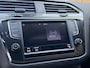 Volkswagen Tiguan 1.4 TSI R-line Automaat | Panoramdak | Leren bekleding | Stoelverwarming | 360 graden camera | Trekhaak uitklapbaar | LED koplampen adaptief | Keyless entry&start | Parkeersensoren voor en achter