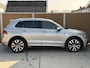 Volkswagen Tiguan 1.4 TSI R-line Automaat | Panoramdak | Leren bekleding | Stoelverwarming | 360 graden camera | Trekhaak uitklapbaar | LED koplampen adaptief | Keyless entry&start | Parkeersensoren voor en achter