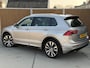 Volkswagen Tiguan 1.4 TSI R-line Automaat | Panoramdak | Leren bekleding | Stoelverwarming | 360 graden camera | Trekhaak uitklapbaar | LED koplampen adaptief | Keyless entry&start | Parkeersensoren voor en achter
