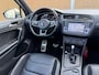 Volkswagen Tiguan 1.4 TSI R-line Automaat | Panoramdak | Leren bekleding | Stoelverwarming | 360 graden camera | Trekhaak uitklapbaar | LED koplampen adaptief | Keyless entry&start | Parkeersensoren voor en achter