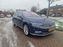 Volkswagen Passat Variant 1.5 TSI R-Line Business + | 150 PK | Automaat | Apple Carplay / Android Auto | Parkeercamera | Adaptieve Cruise Control | Stoelverwarming |
