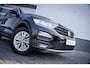 Volkswagen T-Roc 1.0 TSI Style | Airco | Cruise control adaptief | Lichtmetalen velgen 16"