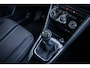 Volkswagen T-Roc 1.0 TSI Style | Airco | Cruise control adaptief | Lichtmetalen velgen 16"