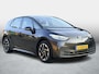 Volkswagen ID.3 Life 58 kWh Black Edition SoH 93,4% / Trekhaak / Stoelverwarming / Adaptive cruise / Carplay / Navigatie / Full LED / Dealeronderhouden / Fabrieksgarantie / 1e Eigenaar /