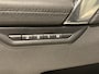 Land Rover Discovery Sport P300e 1.5 SE Panoramadak HUD 20 INCH