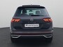 Volkswagen Tiguan 1.4TSIeHybrid 180kW/245PK Elegance DSG · Panoramadak · Apple/Android Car Play · Camera + Parkeersensoren