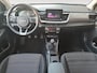 Kia Stonic 1.0 T-GDi MHEV DynamicPlusLine | Stoel en stuurverwarming | Navigatie | Camera | Keyless met startknop | Apple Carplay / Android Auto | Getinte ramen achter |