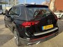 Volkswagen Tiguan 1.4 TSI eHybrid Business+ // PANO SCHUIF-DAK // IQ-Light // ADAPTIVE CRUISE // AFN. TREKHAAK // ELEK. ACHTERKLEP // PDC V+A //