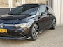 Volkswagen Golf 1.5 eTSI R-Line Business | Pano | Stoel verwarming | LED | Climate |