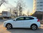 Volvo V40 1.6 D2 Kinetic Business|NAVI|PSENSOR|TREKHAAK|CRUISE|AIRCO